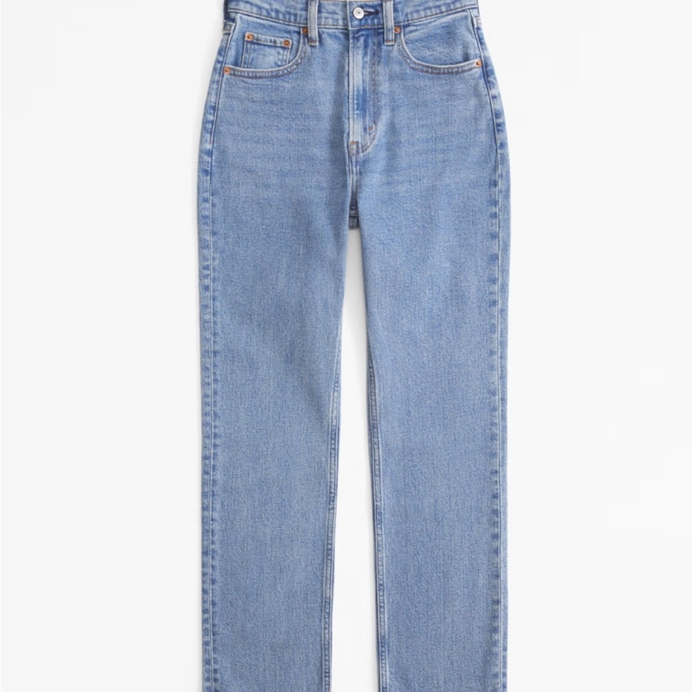 Abercrombie Curve Love Ultra High Rise Ankle Straight jeans